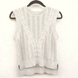 “rachel zoe” cableknit sweater vest xs